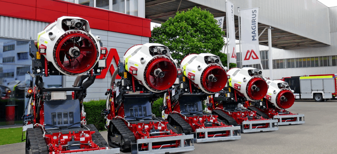 Magirus delivers 20 remote-controlled firefighting units to the SEC